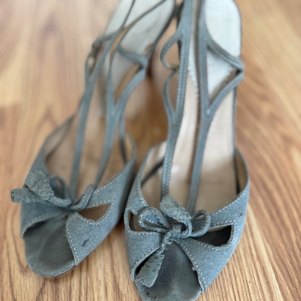 Used Giorgio Armani heels size 40